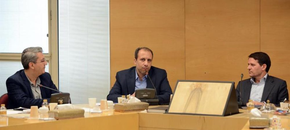 ØªÙØ¯ÛØ± Ø³Ø±Ù¾Ø±Ø³Øª Ø§Ø¯Ø§Ø±Ù Ú©Ù Ù¾Ø¯Ø§ÙÙØ¯ ØºÛØ±Ø¹Ø§ÙÙ Ù ÙØ¯ÛØ±ÛØª Ø¨Ø­Ø±Ø§Ù ÙØ²Ø§Ø±Øª ÙÙØª Ø§Ø² ØµÙØ¹Øª Ù¾ØªØ±ÙØ´ÛÙÛAÝZÞ